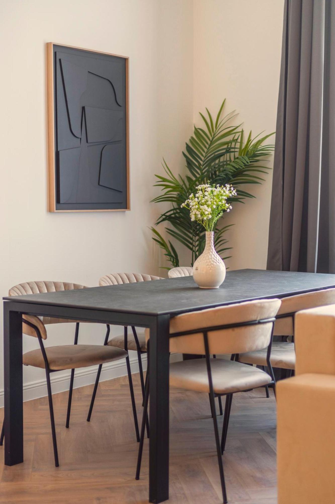 Exclusive Central 3Bedrm Stylish Residence By Prestige Homes بودابست المظهر الخارجي الصورة